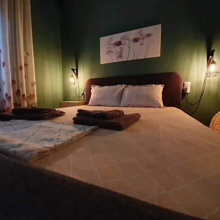 Homel Rocks -elegant 2bd -amazing Garden View * Kalambaka