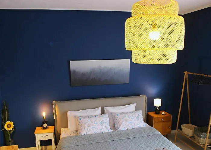 Apartment Homel Rocks -elegant 2bd -amazing Garden View *